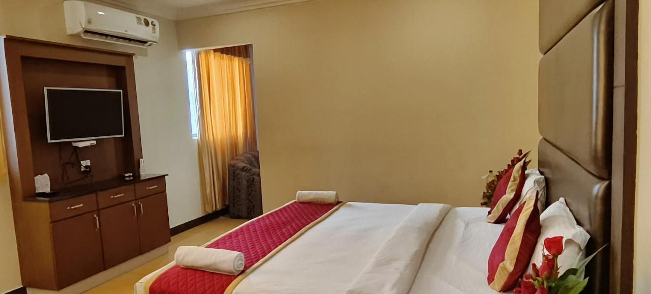 Nāgercoil Hotel Pioneer Paradise מראה חיצוני תמונה
